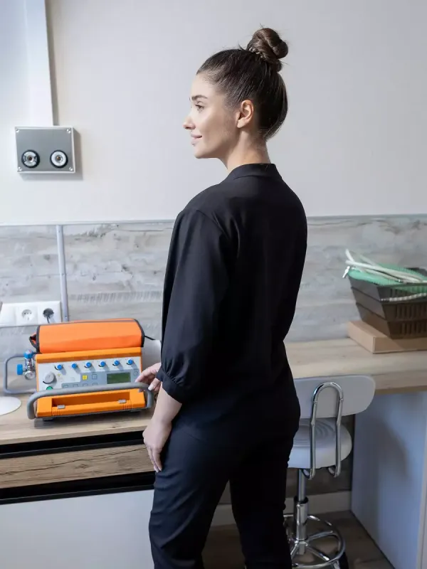 Шайні Жіноча Медична блузка