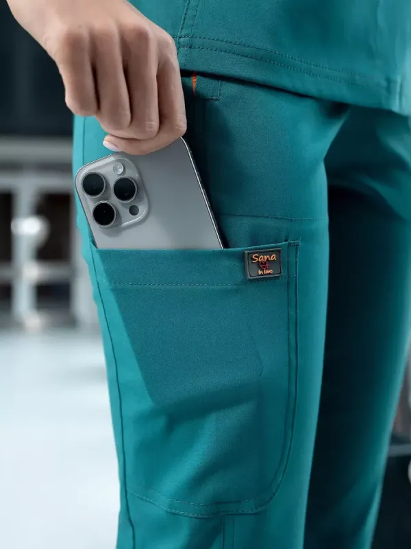 Ніка Жіночий Медичний Костюм колір Брильянтовий зелений