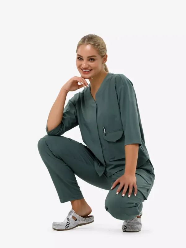 Жіночий медичний костюм Алекс
